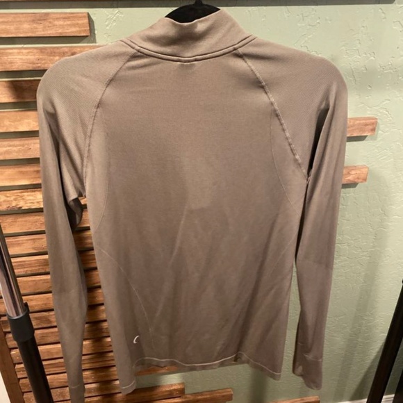 Zyia long sleeve 1/4 zip - Picture 5 of 8